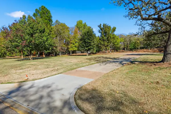 3011 Montecito Drive, Denton, TX 76205