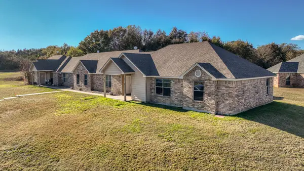 141 Lindas Creek Lane, Weatherford, TX 76088
