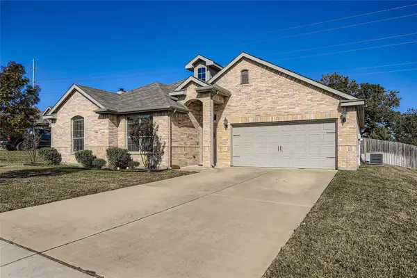 3700 Park Avenue, Forest Hill, TX 76140