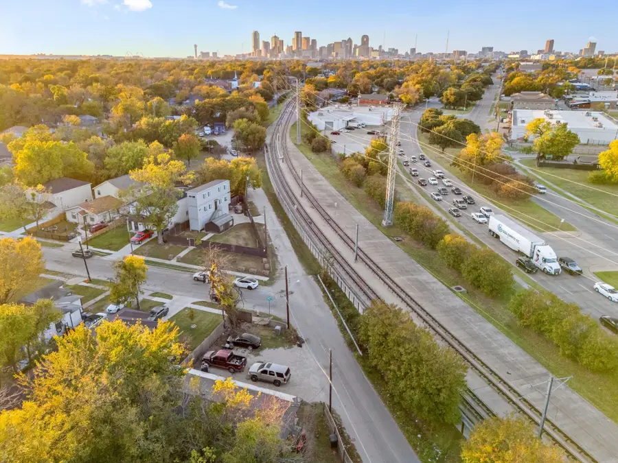 3332 Rutledge Street, Dallas, TX 75215 - Image #3