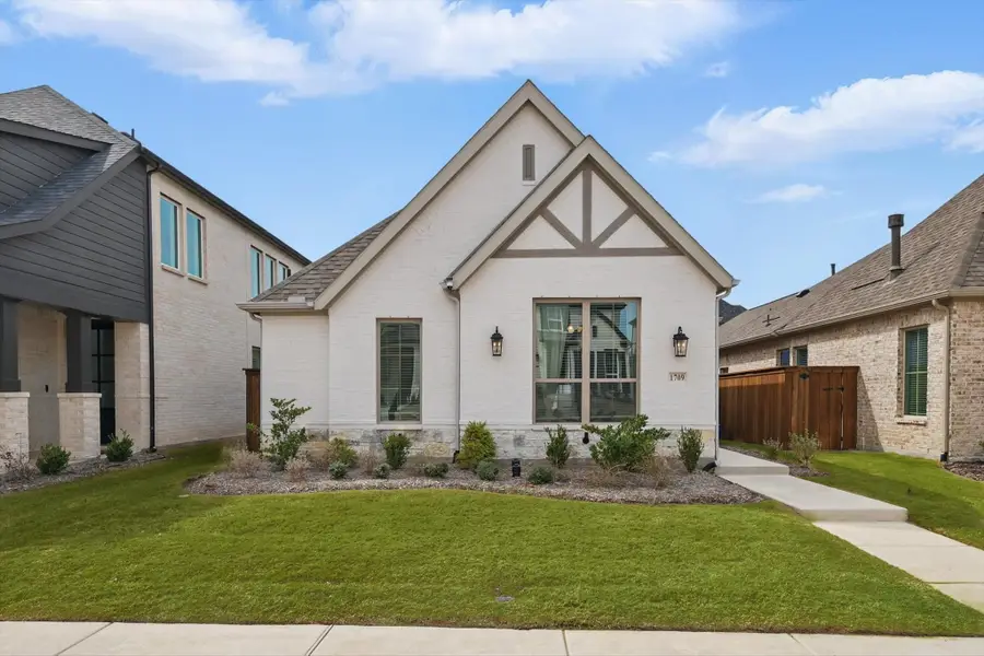 1709 Victoria Place, Celina, TX 75009 - Image #2