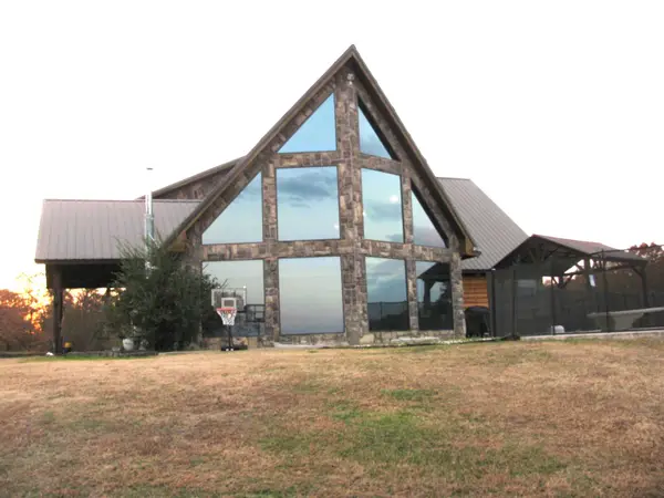 941 N 4420th Road, Valliant, OK 74764