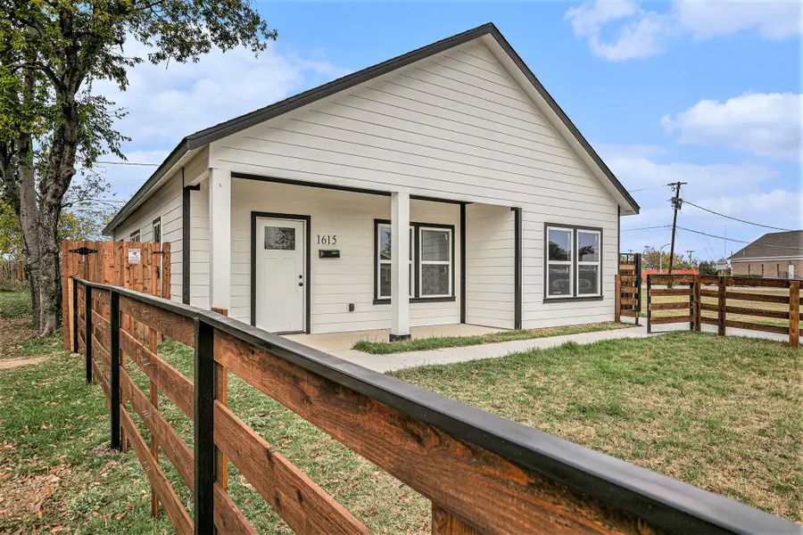 1615 E Hattie Street, Fort Worth, TX 76104 - Image #2