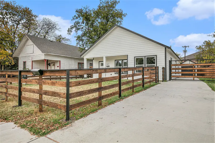 1615 E Hattie Street, Fort Worth, TX 76104 - Image #3
