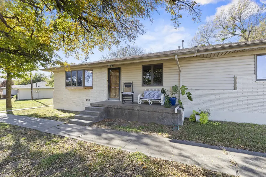 1829 N Main Street, Weatherford, TX 76085 - Image #2