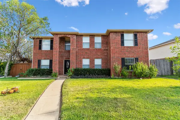 614 Pondview Drive, Cedar Hill, TX 75104
