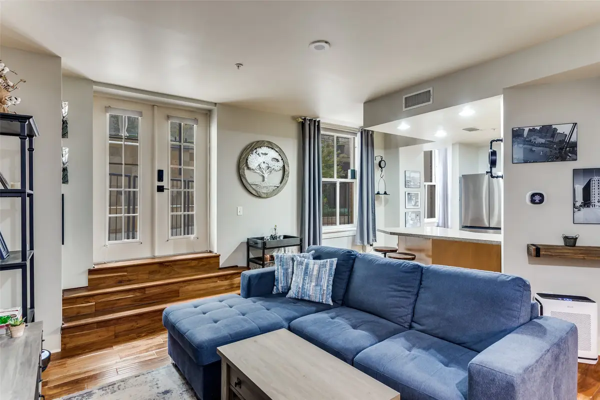 411 W 7th Street #203, Fort Worth, TX 76102 - Image #1