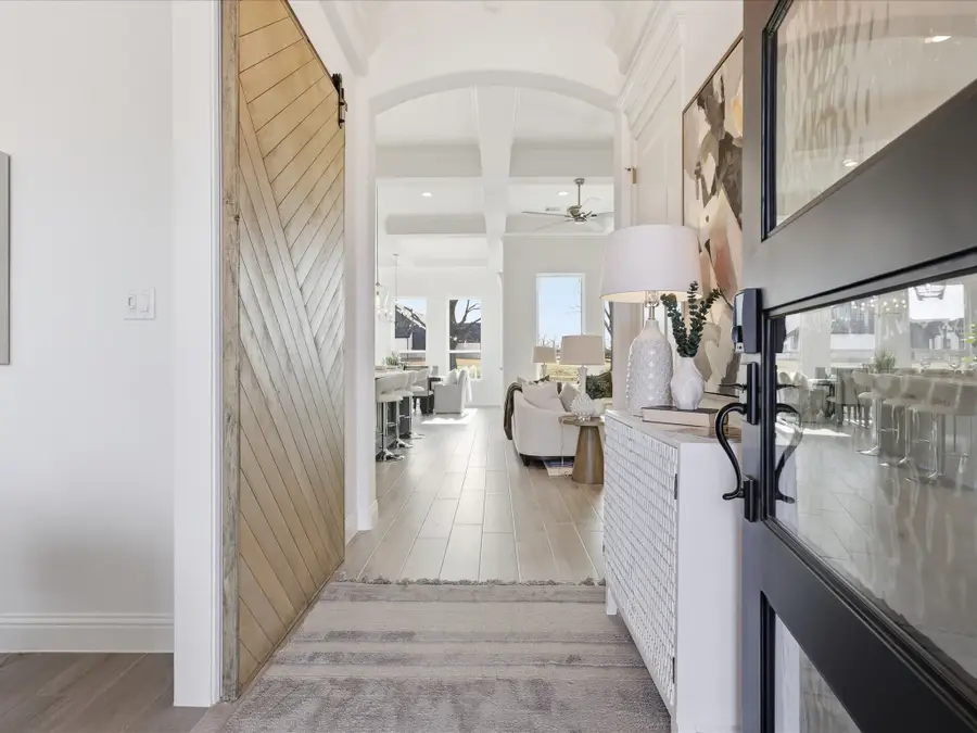 2152 Middlewood Circle, Granbury, TX 76049 - Image #3