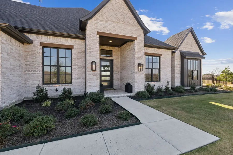 115 Knoll Trail, Gunter, TX 75058 - Image #2