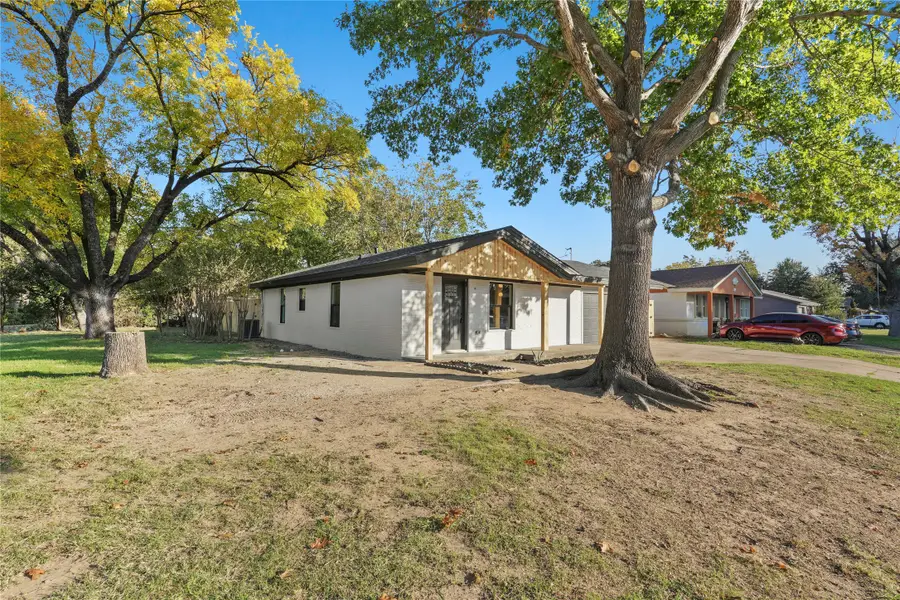 820 Belltower Drive, Irving, TX 75061 - Image #3