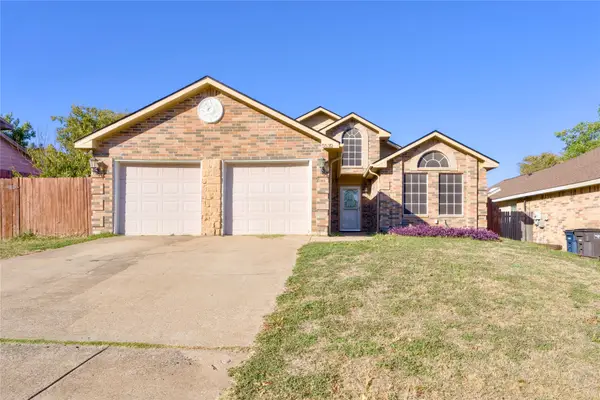 5532 Stone Meadow Lane, Fort Worth, TX 76179