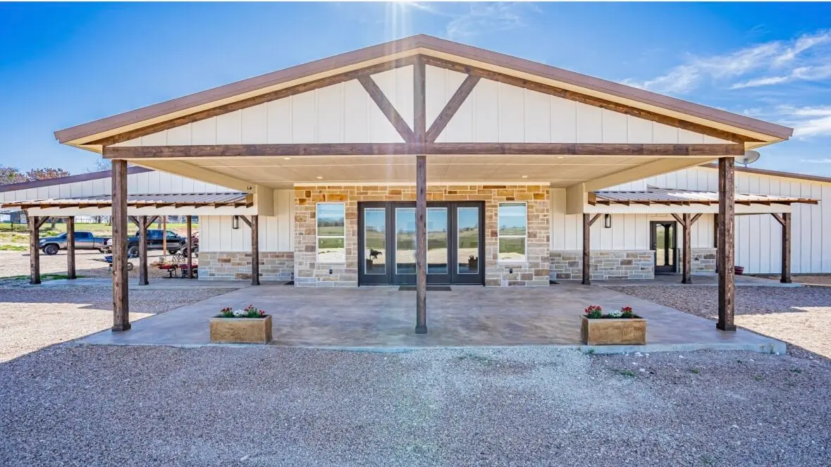 8900 Nix Road, Tolar, TX 76476 - Image #1