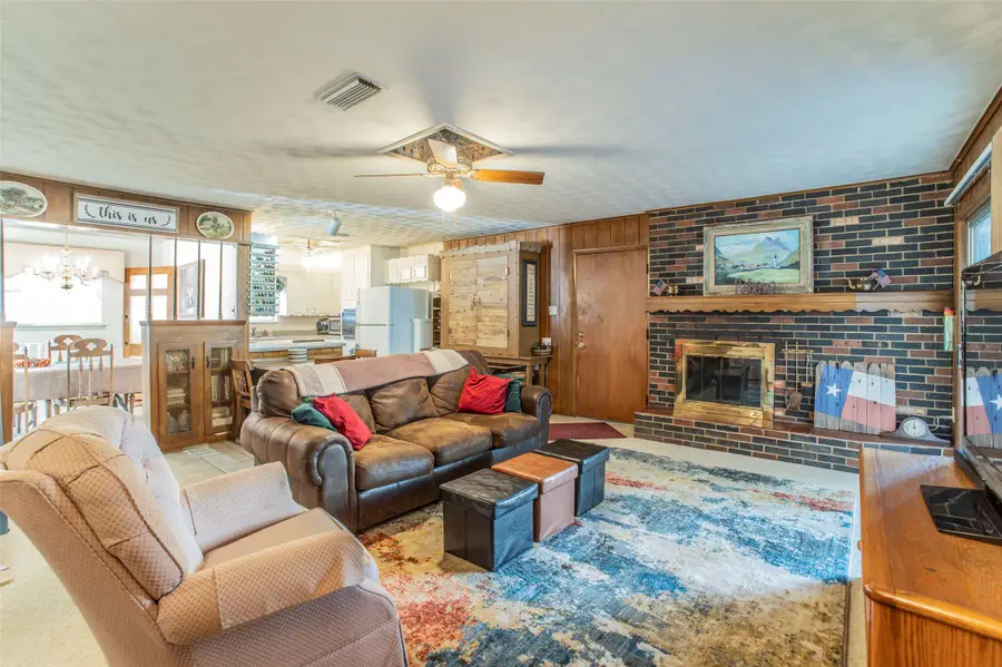 7337 Ellis Road, Fort Worth, TX 76112 - Image #3