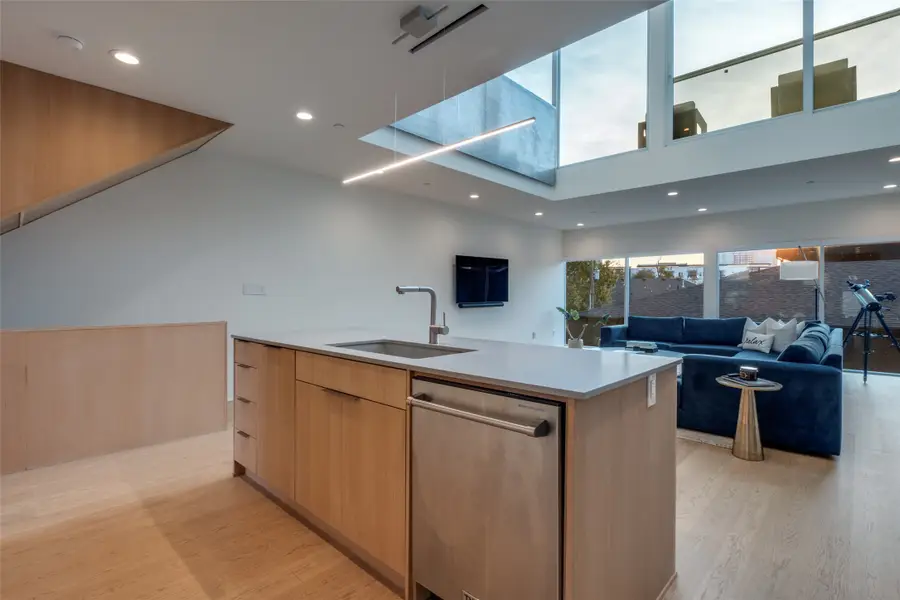 4626 Coles Manor Place #103, Dallas, TX 75204 - Image #2