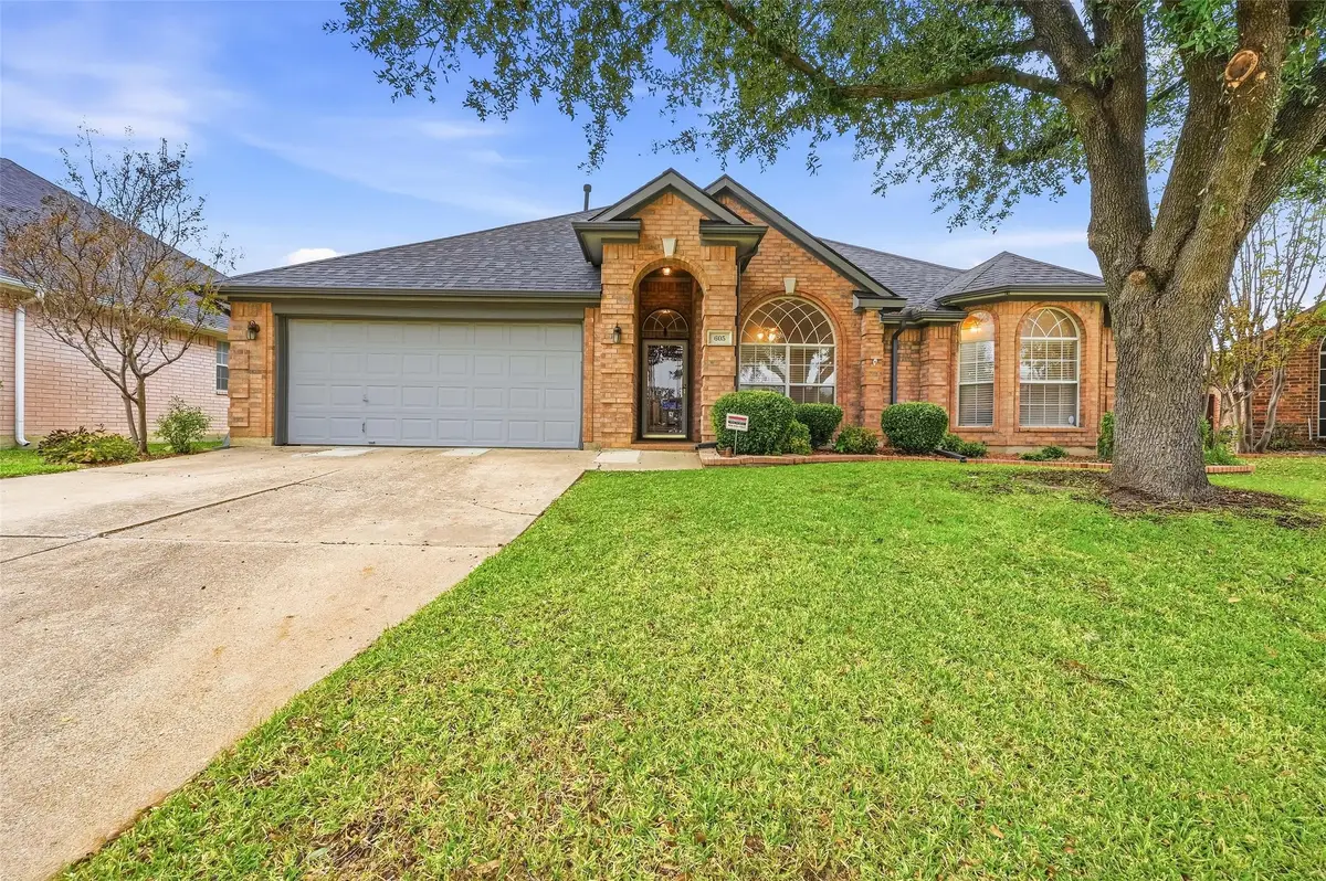 605 Kingfisher Lane, Arlington, TX 76002 - Image #1