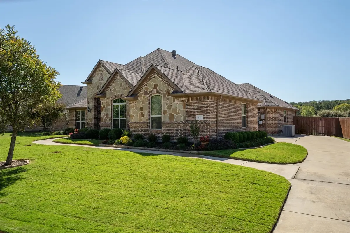 423 Bent Creek Cove, Argyle, TX 76226 - Image #1