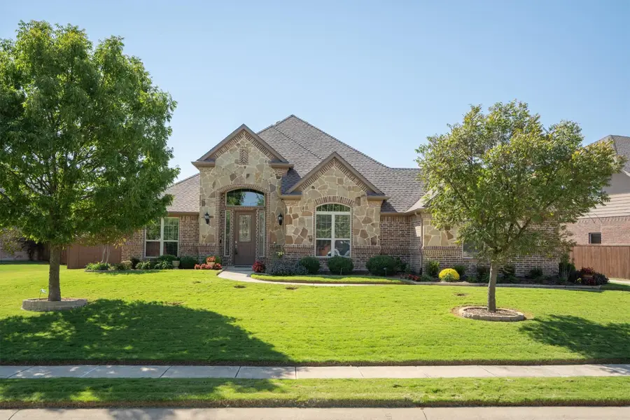 423 Bent Creek Cove, Argyle, TX 76226 - Image #2