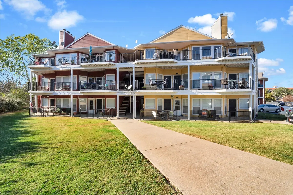 2164 Tanglewood Boulevard #C215, Pottsboro, TX 75076 - Image #1