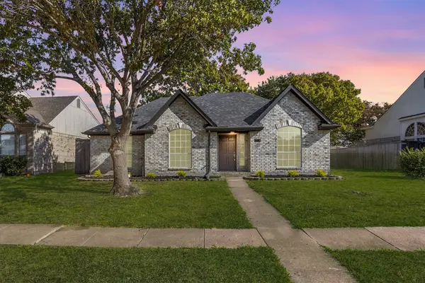 3818 Martha Lane, Rowlett, TX 75088