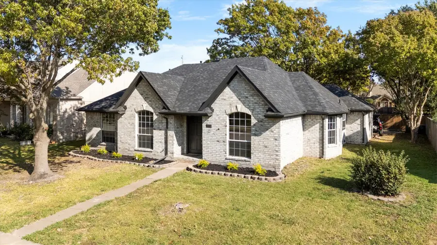 3818 Martha Lane, Rowlett, TX 75088 - Image #2