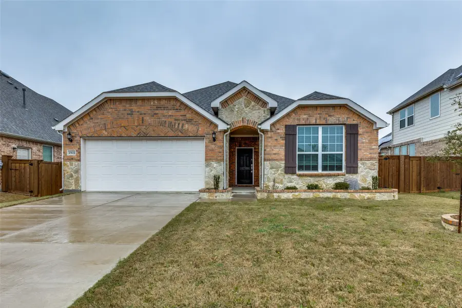 2502 Wallingford Drive, Mansfield, TX 76084 - Image #2