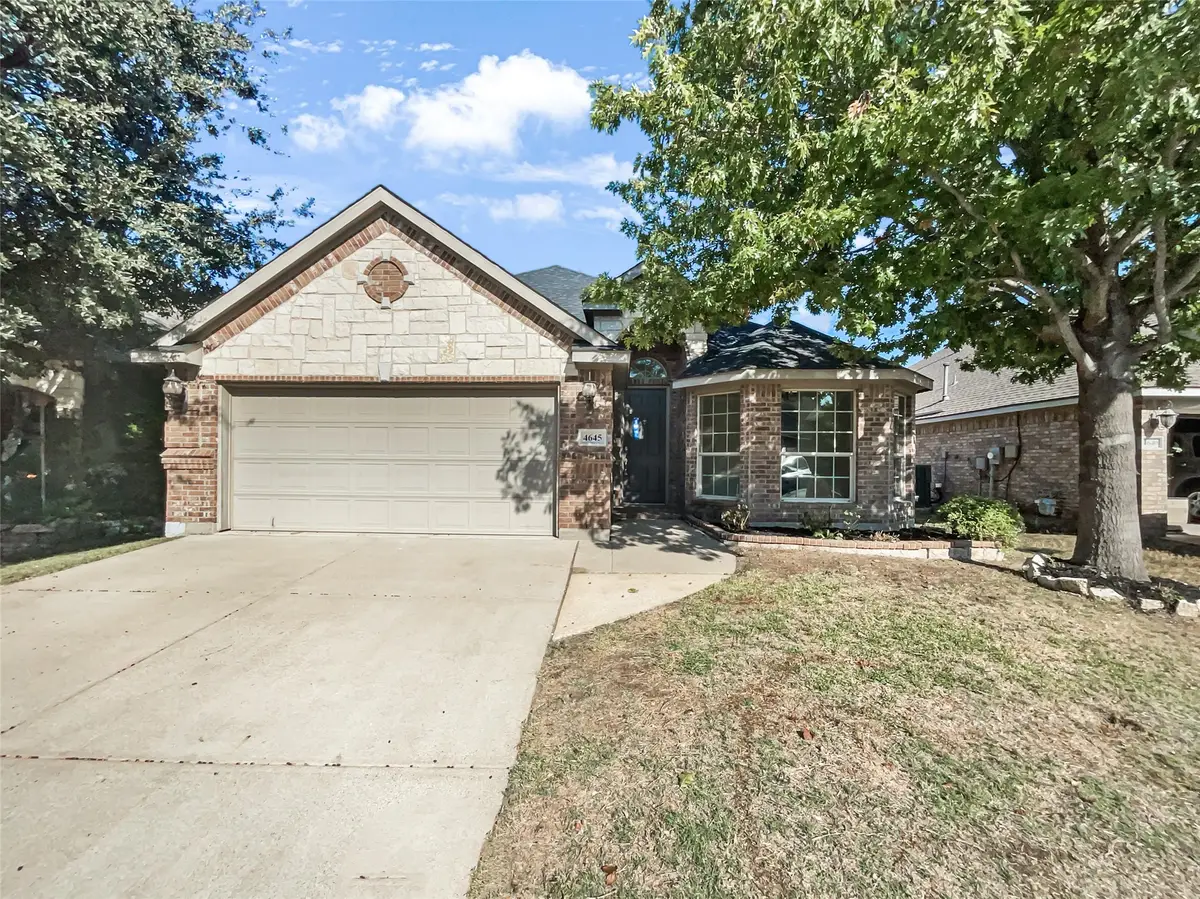 4645 Golden Yarrow Drive, Fort Worth, TX 76244 - Image #1