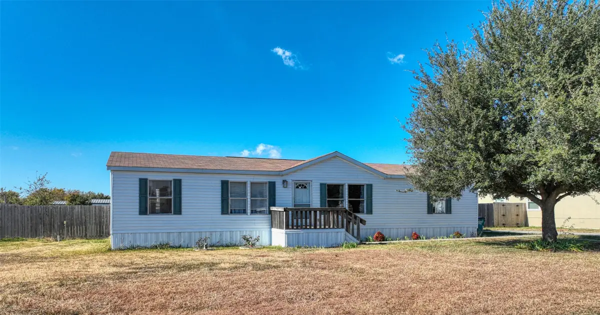 311 Glenwood Street, Gainesville, TX 76240 - Image #1