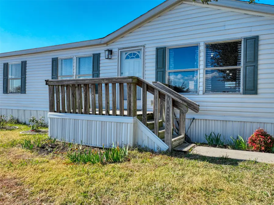 311 Glenwood Street, Gainesville, TX 76240 - Image #3