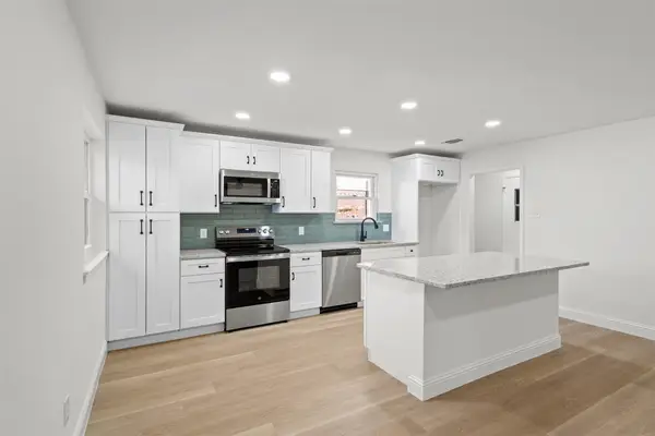 3858 Cartist Drive, Fort Worth, TX 76116