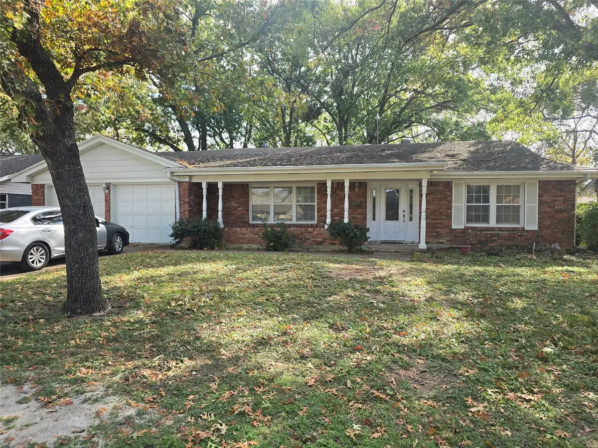 5709 Wedgworth Road, Fort Worth, TX 76133 - Image #1