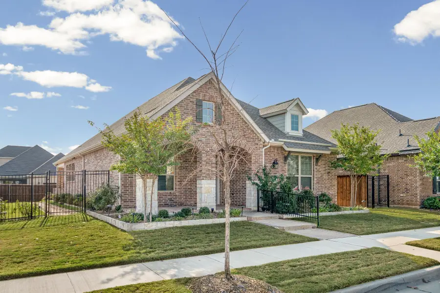 4851 Cypress Thorn Drive, Arlington, TX 76005 - Image #2