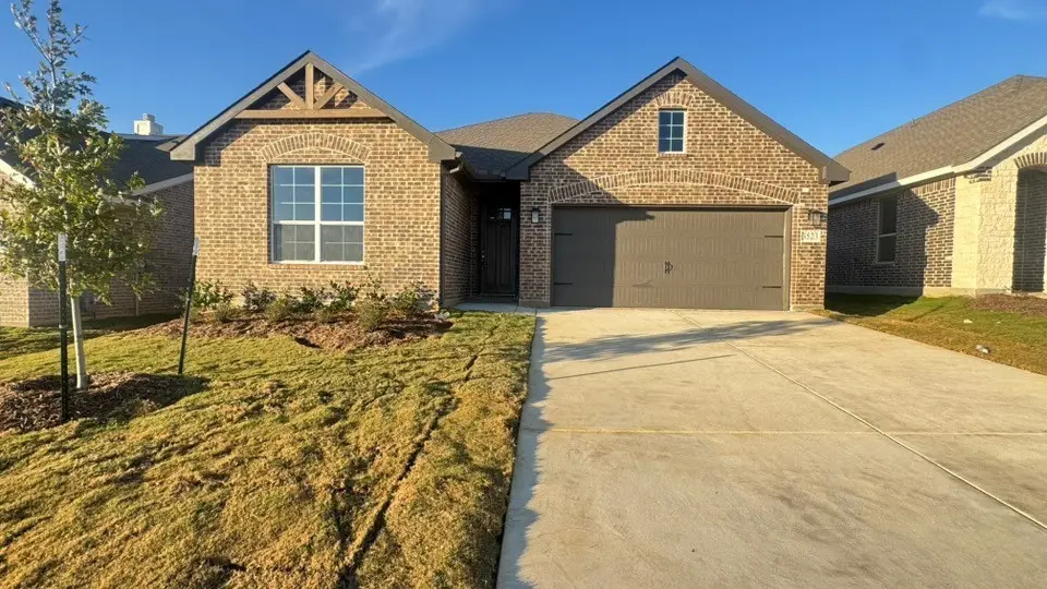 3523 Helena Street, Gainesville, TX 76240 - Image #1