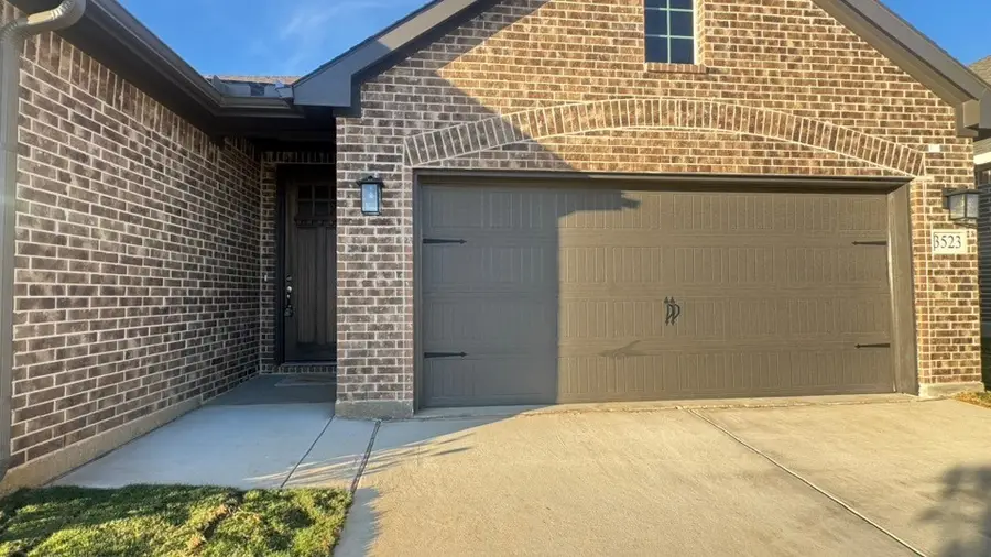 3523 Helena Street, Gainesville, TX 76240 - Image #2