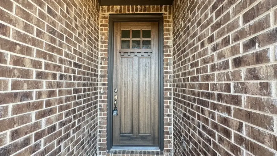 3523 Helena Street, Gainesville, TX 76240 - Image #3