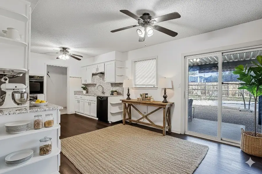 6207 Creek Crossing Road, Alvarado, TX 76009 - Image #3