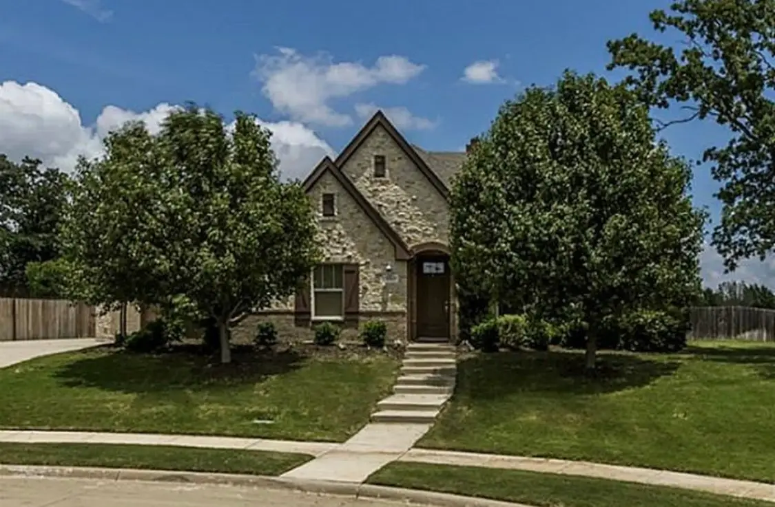 5249 Cornerwood Drive, Fort Worth, TX 76244 - Image #1