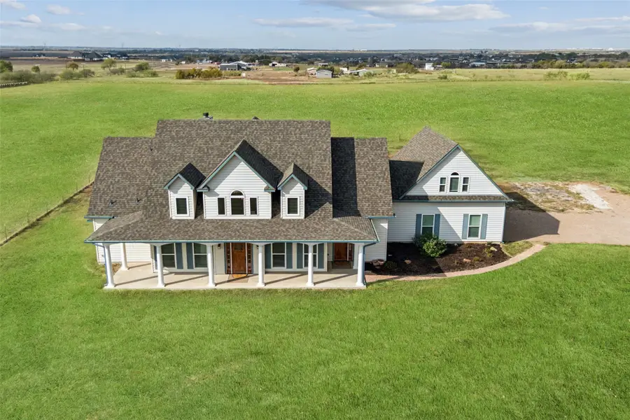 155 N Armstrong Road, Venus, TX 76084 - Image #2