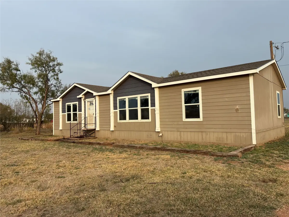 117 S Cedar Street, Trent, TX 79561 - Image #1