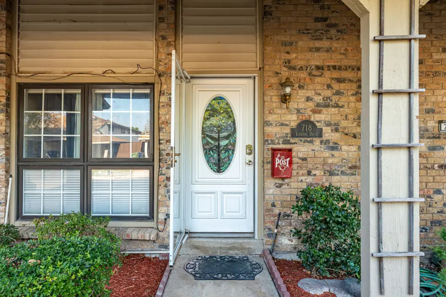 718 Intrepid Drive, Garland, TX 75043 - Image #2