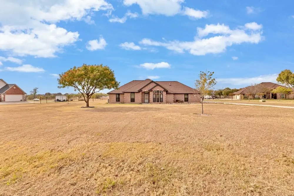 10817 Ridge Country Court, Haslet, TX 76052 - Image #1