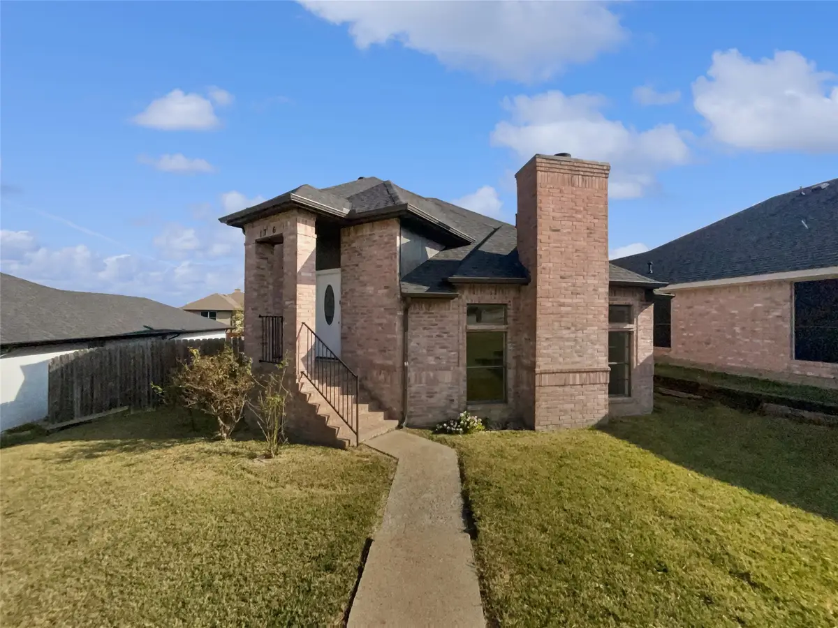 1726 Hillcrest Court, Balch Springs, TX 75180 - Image #1