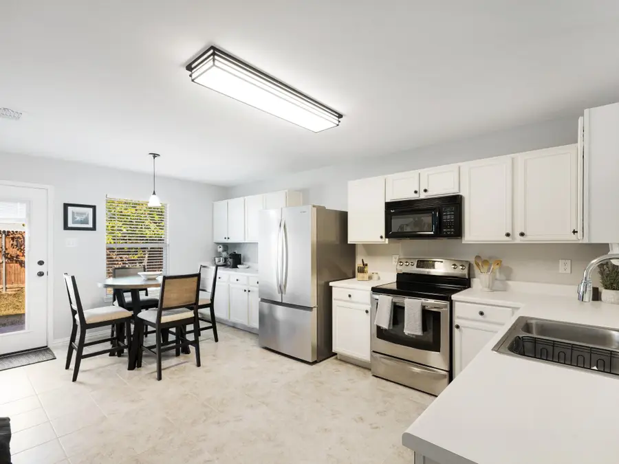 2524 Clear Brook Drive, McKinney, TX 75071 - Image #3