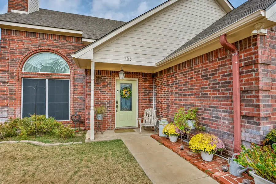 105 W 6th Street, Lindsay, TX 76250 - Image #2