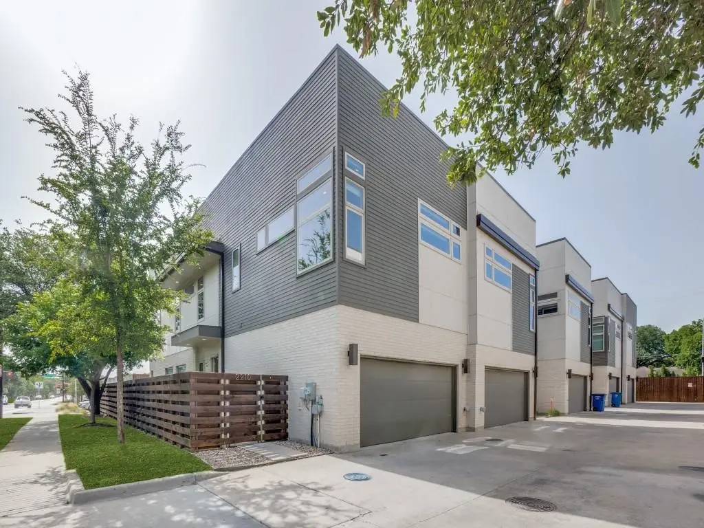 2210 Lola Court, Dallas, TX 75206 - Image #1