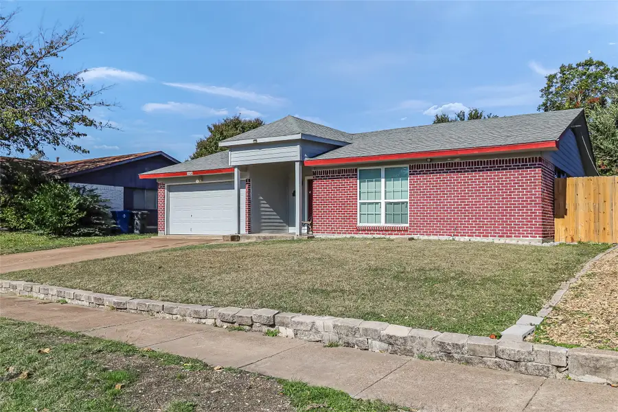 3217 Lariat Lane, Garland, TX 75042 - Image #3