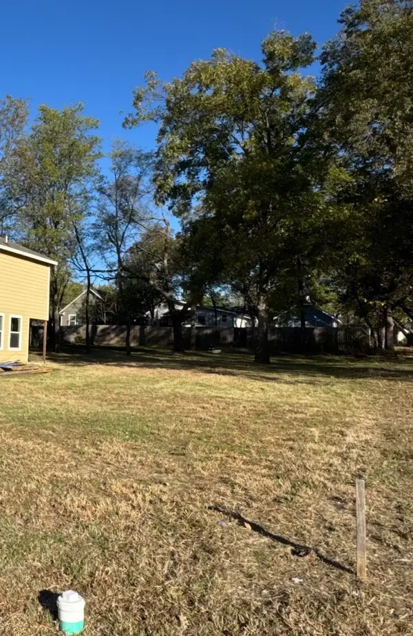 625 E Murray Street, Denison, TX 75021