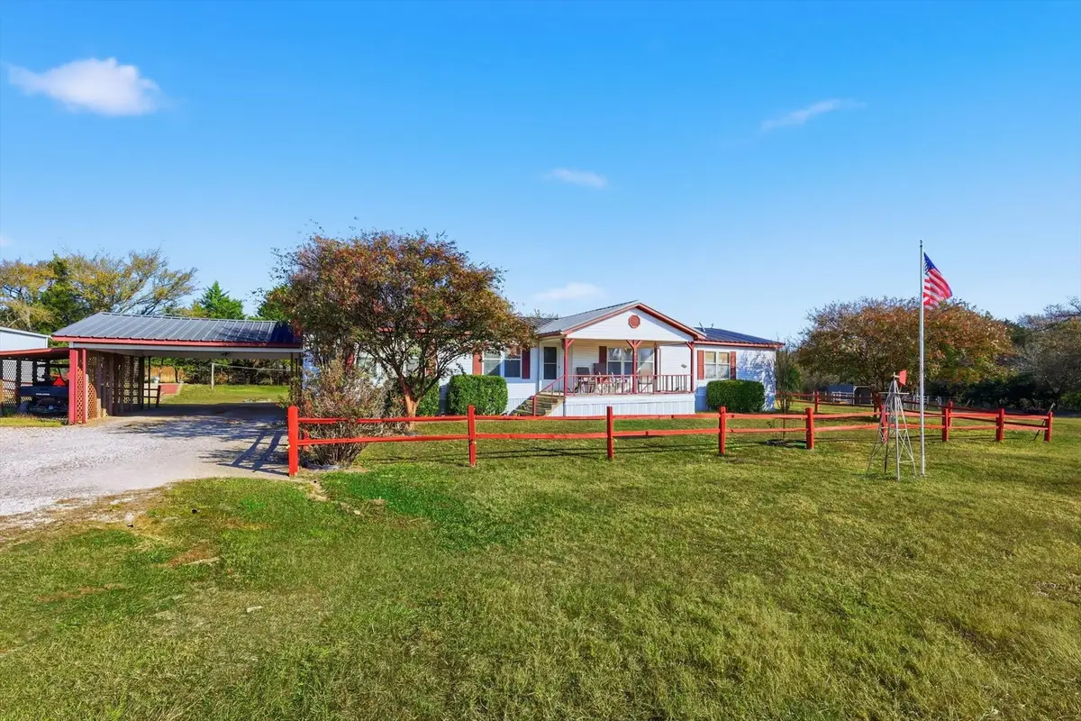 609 Cedar Mills Road, Gordonville, TX 76245 - Image #1