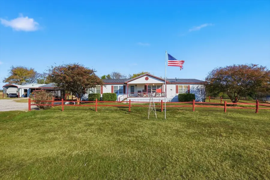 609 Cedar Mills Road, Gordonville, TX 76245 - Image #2