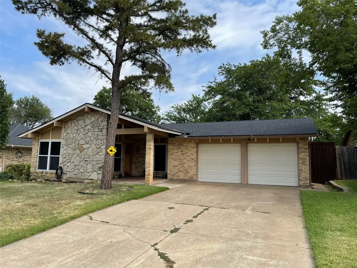 3533 Esplendor Avenue, Irving, TX 75062 - Image #1