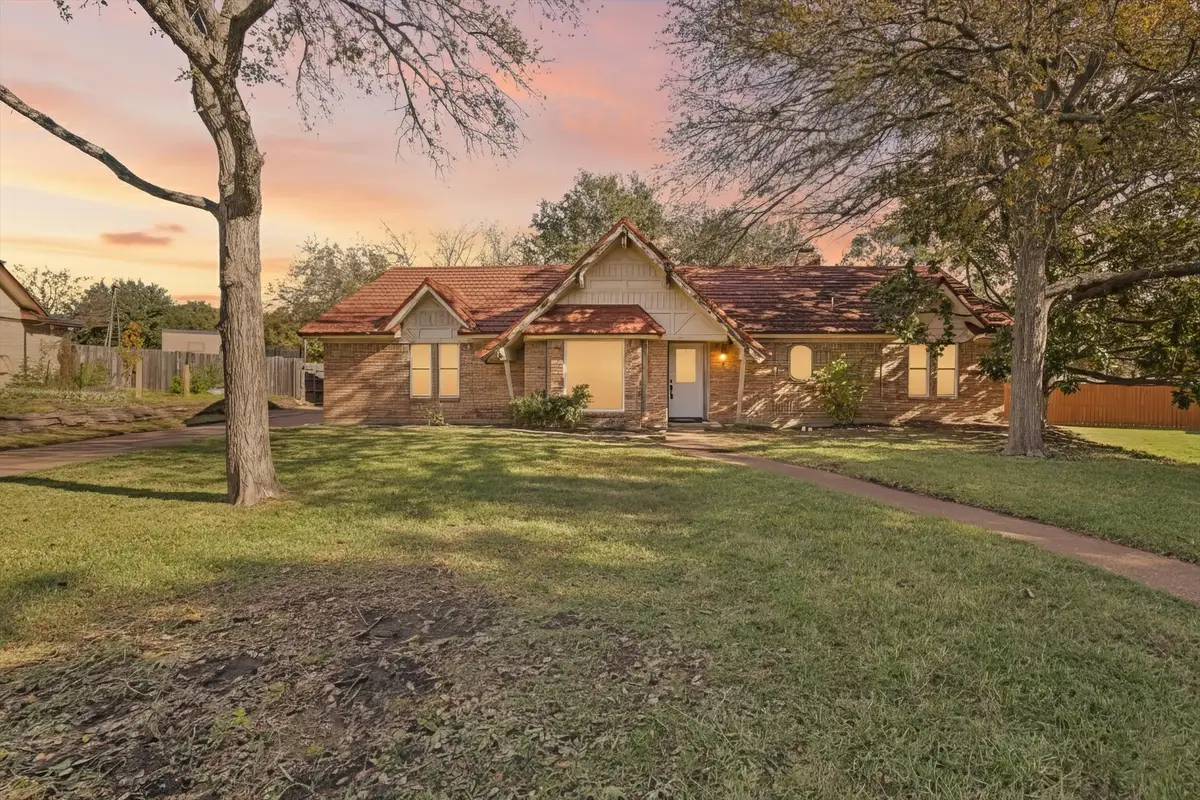 3316 Bobwhite Drive, Bedford, TX 76021 - Image #1